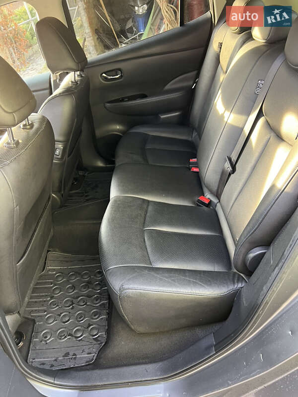 Хэтчбек Nissan Leaf 2013 в Житомире