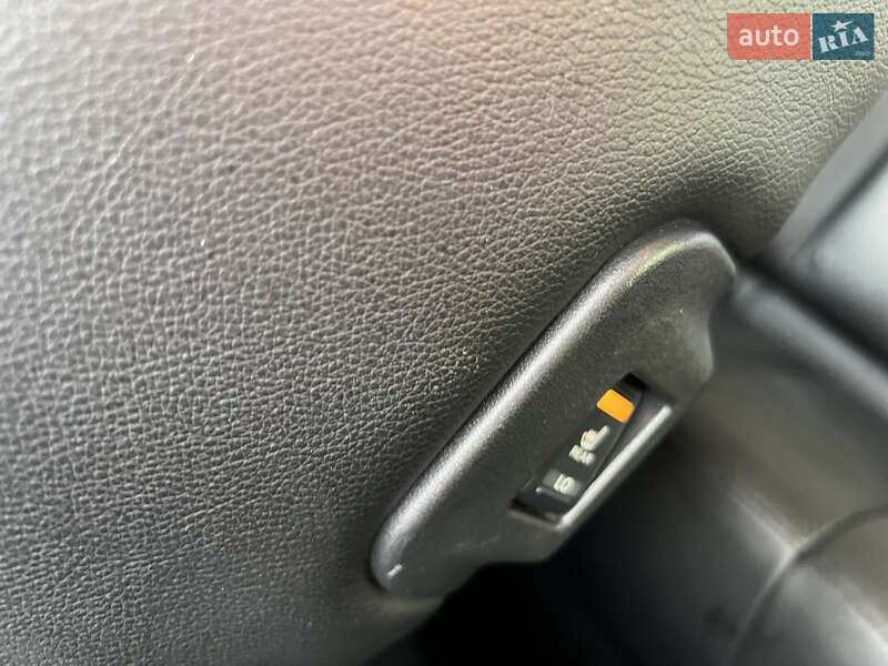 Хэтчбек Nissan Leaf 2013 в Житомире