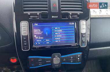 Хетчбек Nissan Leaf 2014 в 