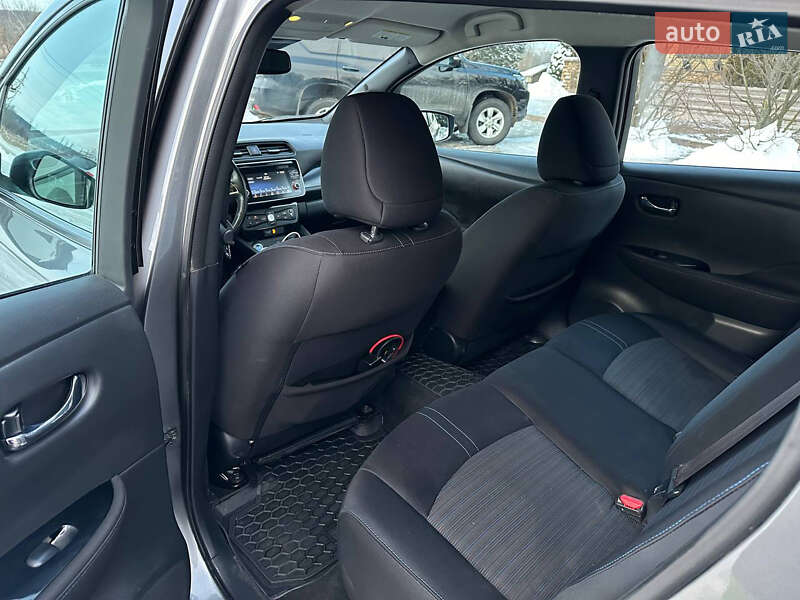 Хэтчбек Nissan Leaf 2018 в Харькове