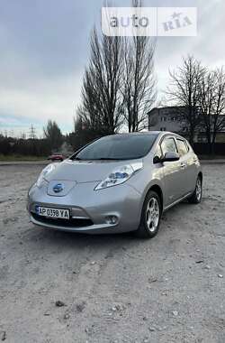 Хэтчбек Nissan Leaf 2014 в Запорожье