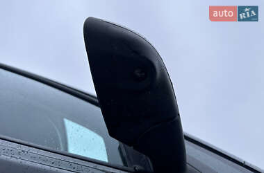 Хэтчбек Nissan Leaf 2014 в 