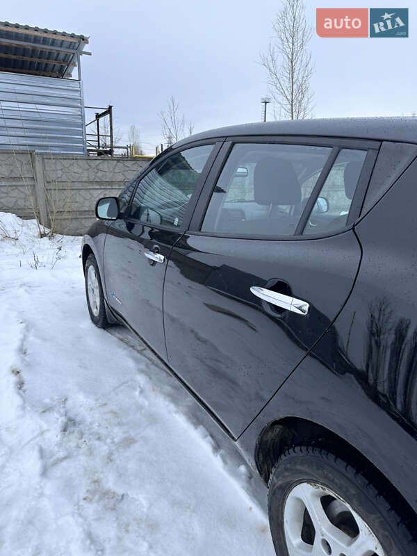 Хетчбек Nissan Leaf 2014 в Житомирі фото 15 Хетчбек Nissan Leaf 2014 в Житомирі