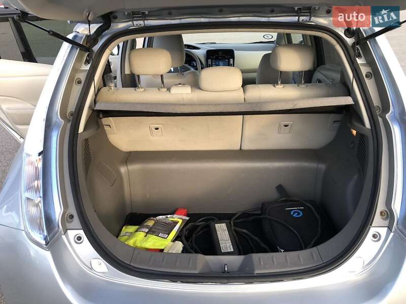 Хэтчбек Nissan Leaf 2011 в Луцке фото 7 Хэтчбек Nissan Leaf 2011 в Луцке