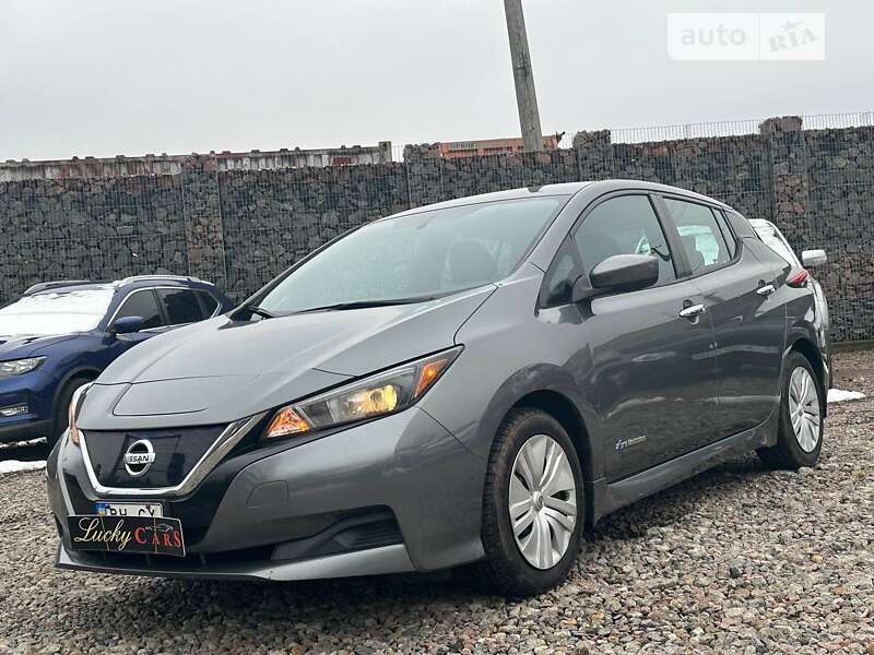 Хетчбек Nissan Leaf 2018 в Одесі