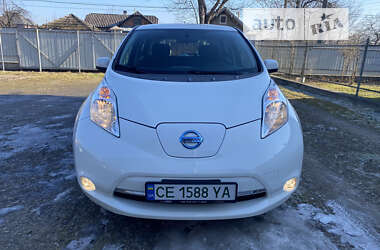 Хетчбек Nissan Leaf 2016 в Чернівцях