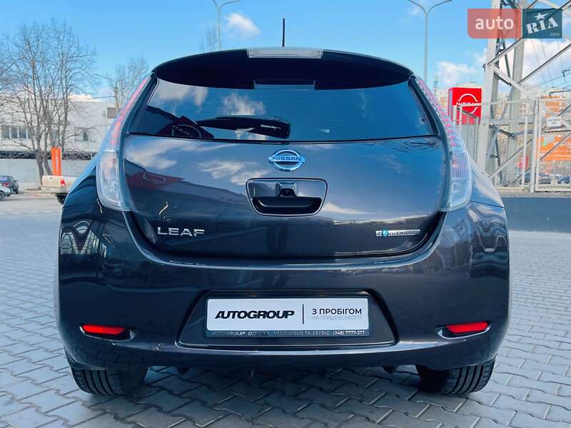 Хетчбек Nissan Leaf 2015 в Одесі