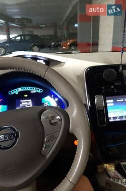 Хетчбек Nissan Leaf 2016 в Києві фото 8 Хетчбек Nissan Leaf 2016 в Києві