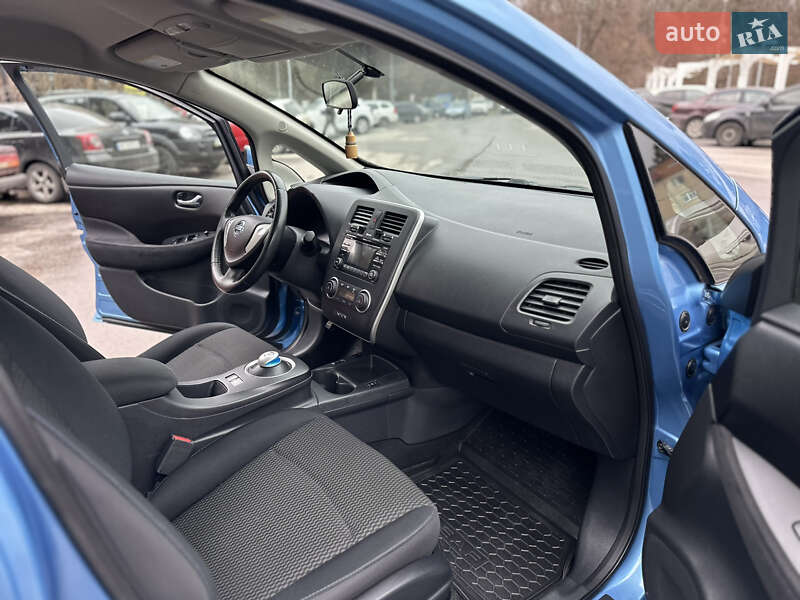 Хетчбек Nissan Leaf 2014 в Вінниці фото 12 Хетчбек Nissan Leaf 2014 в Вінниці
