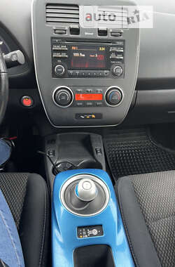 Хетчбек Nissan Leaf 2013 в Луцьку