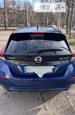 Хэтчбек Nissan Leaf 2018 в Одессе
