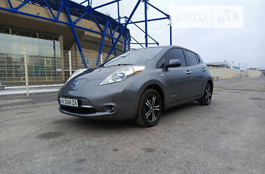 Хэтчбек Nissan Leaf 2014 в 