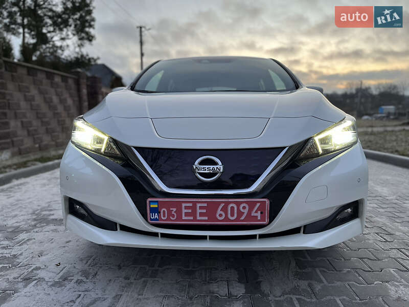 Хэтчбек Nissan Leaf 2018 в Ровно