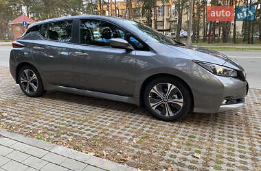 Хетчбек Nissan Leaf 2022 в Києві