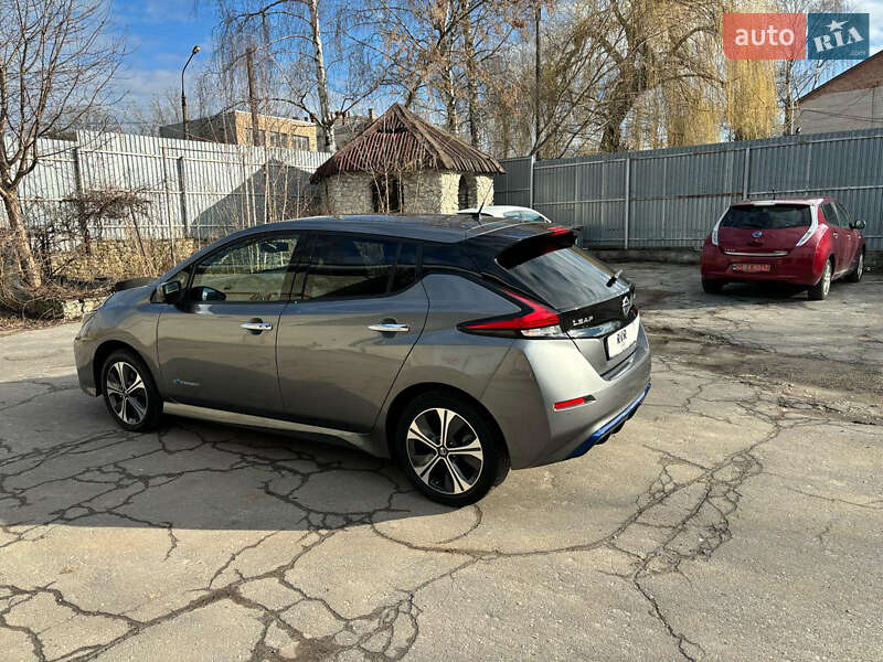 Хэтчбек Nissan Leaf 2019 в Тернополе