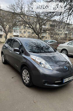 Хетчбек Nissan Leaf 2013 в Одесі