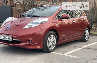 Хэтчбек Nissan Leaf 2013 в Каменец-Подольском