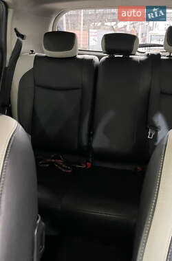 Хэтчбек Nissan Leaf 2014 в Черновцах