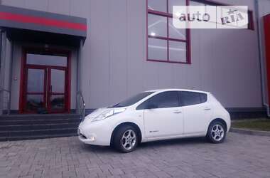 Хетчбек Nissan Leaf 2015 в Здолбуніві