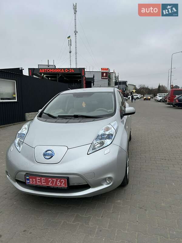 Nissan Leaf 2012