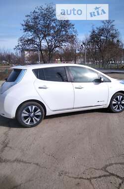 Хэтчбек Nissan Leaf 2013 в Харькове