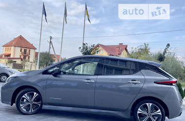 Хэтчбек Nissan Leaf 2018 в Самборе