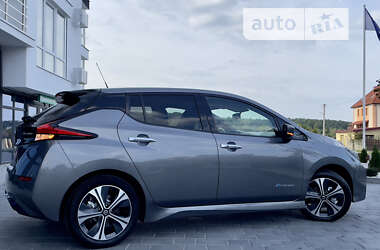 Хэтчбек Nissan Leaf 2018 в Самборе