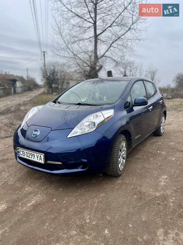 Хэтчбек Nissan Leaf 2016 в Прилуках