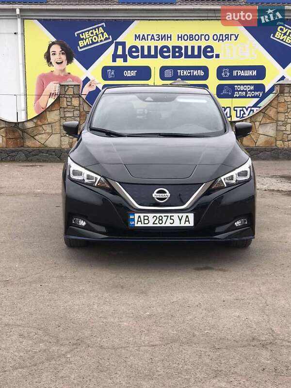 Хэтчбек Nissan Leaf 2020 в Тульчине фото Хэтчбек Nissan Leaf 2020 в Тульчине
