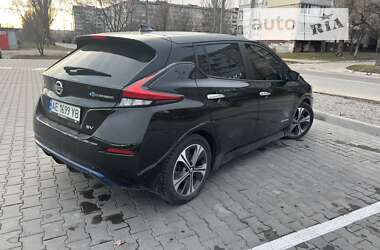 Хэтчбек Nissan Leaf 2018 в Каменском