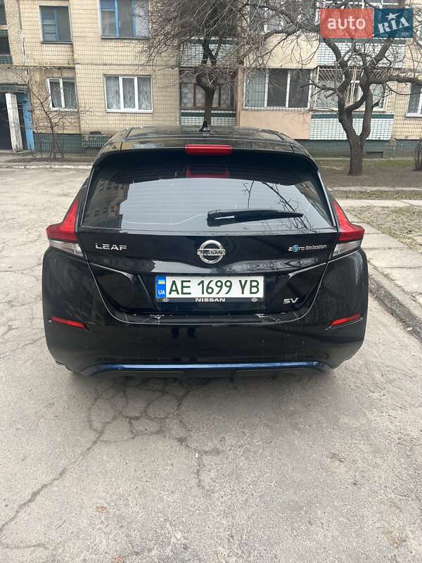 Хэтчбек Nissan Leaf 2018 в Каменском