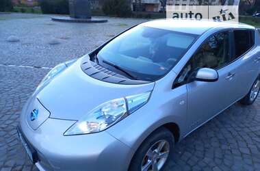 Хетчбек Nissan Leaf 2012 в Ужгороді