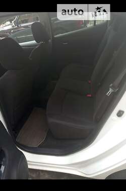 Хэтчбек Nissan Leaf 2013 в Львове