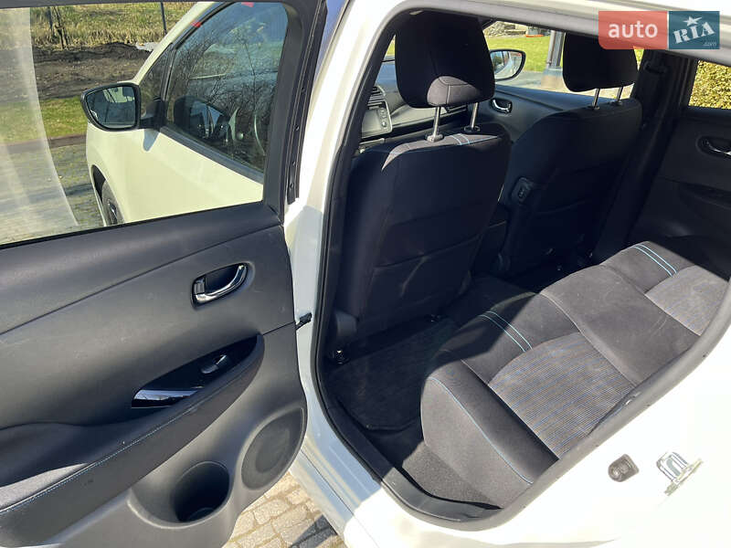 Хетчбек Nissan Leaf 2018 в Луцьку