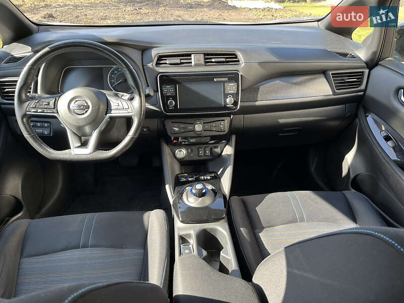 Хетчбек Nissan Leaf 2018 в Луцьку