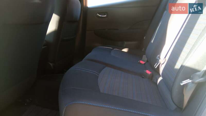 Хэтчбек Nissan Leaf 2019 в Львове