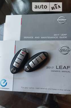 Хэтчбек Nissan Leaf 2016 в Каменском