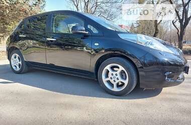 Хэтчбек Nissan Leaf 2011 в Луцке