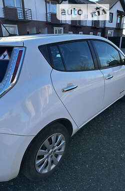 Хетчбек Nissan Leaf 2013 в Боярці