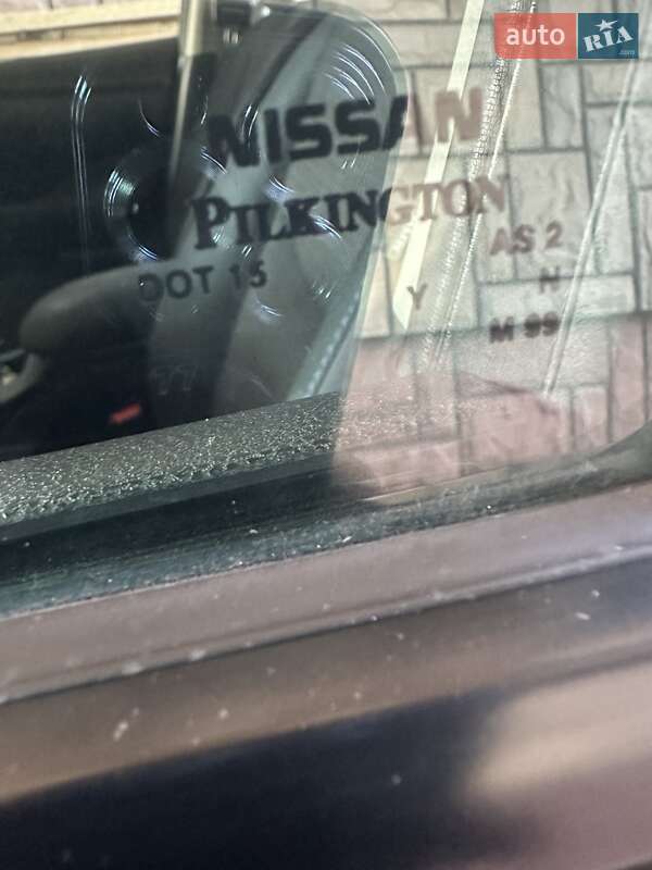 Хэтчбек Nissan Leaf 2014 в Львове