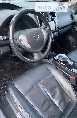 Хэтчбек Nissan Leaf 2013 в Киеве