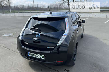 Хэтчбек Nissan Leaf 2011 в Белгороде-Днестровском
