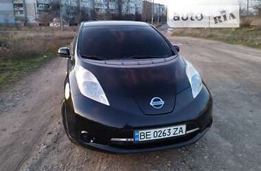 Хэтчбек Nissan Leaf 2013 в Николаеве