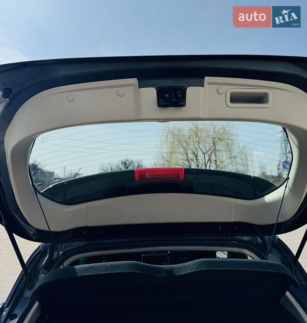 Хэтчбек Nissan Leaf 2019 в Кременчуге фото 4 Хэтчбек Nissan Leaf 2019 в Кременчуге