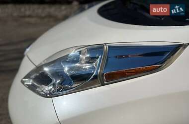Хэтчбек Nissan Leaf 2014 в Запорожье