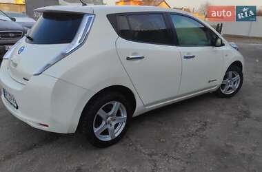 Хэтчбек Nissan Leaf 2013 в Каменец-Подольском