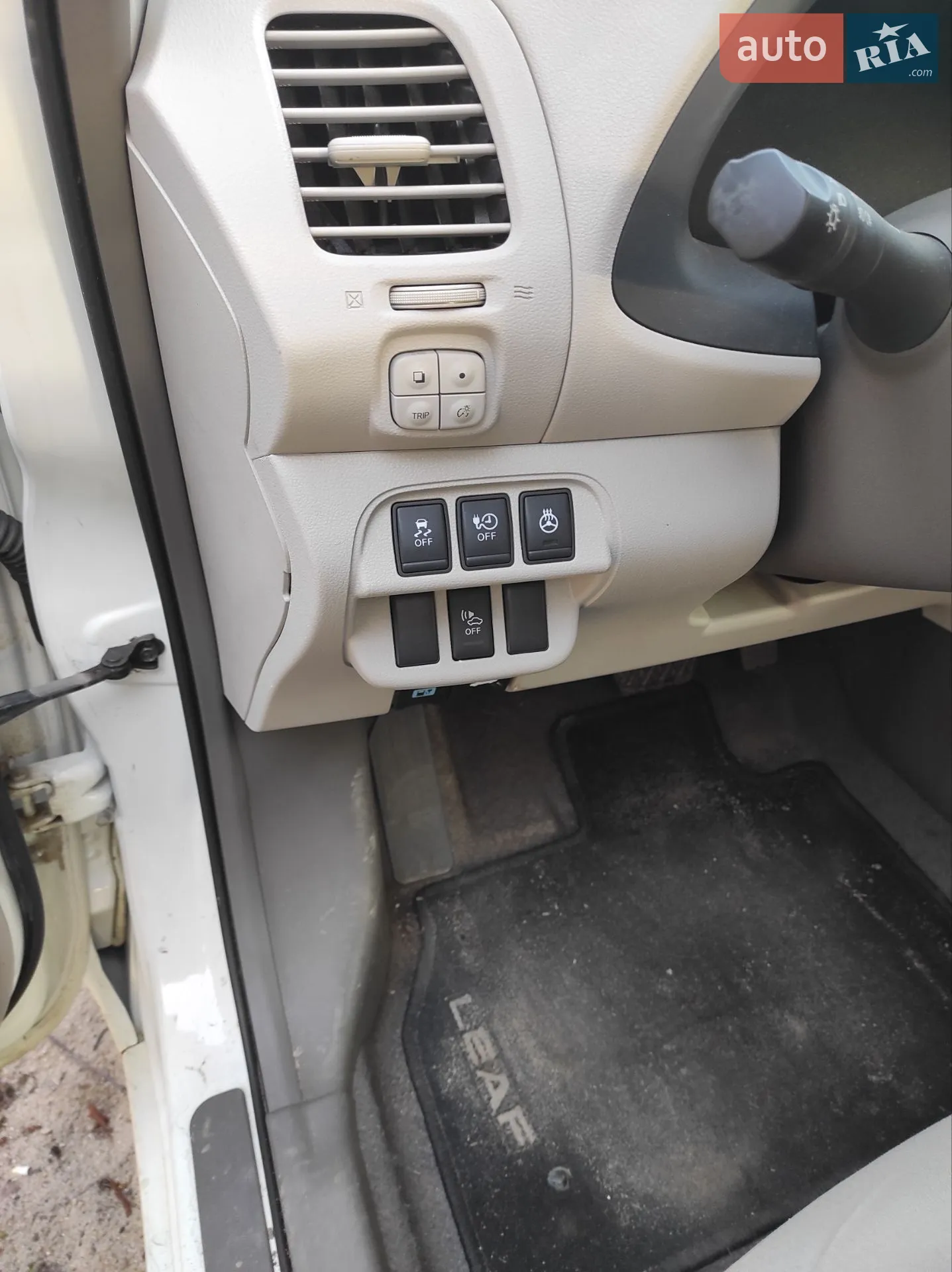 2012 Nissan Leaf - мініатюра 17