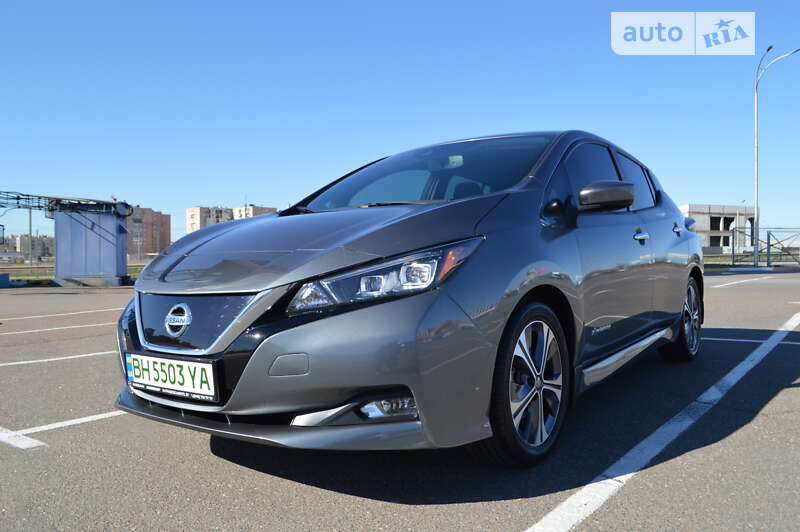 Хэтчбек Nissan Leaf 2018 в Одессе