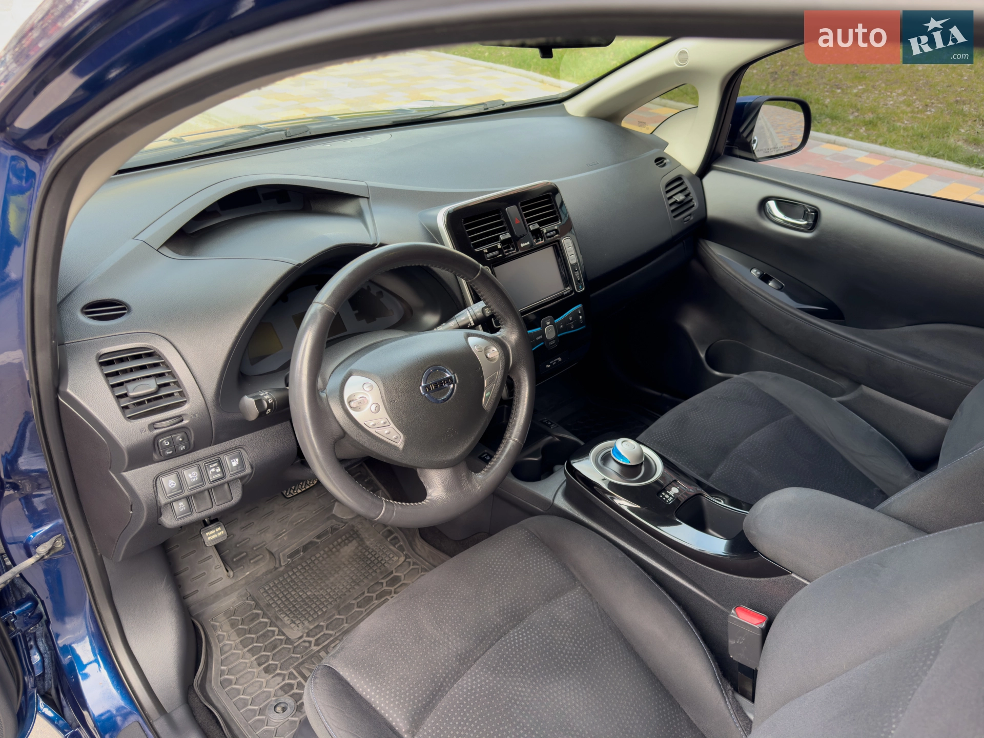 2017 Nissan Leaf - мініатюра 17