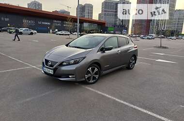 Хетчбек Nissan Leaf 2018 в Києві
